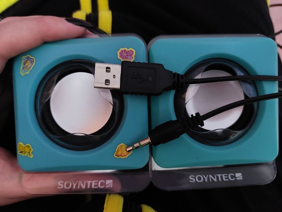 Колонки soyntec 2 штуки