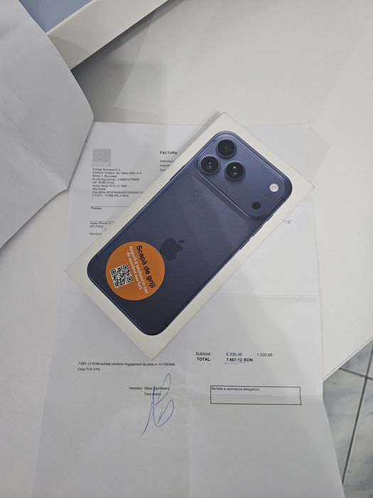 17 Pro Max , cu sim fizic