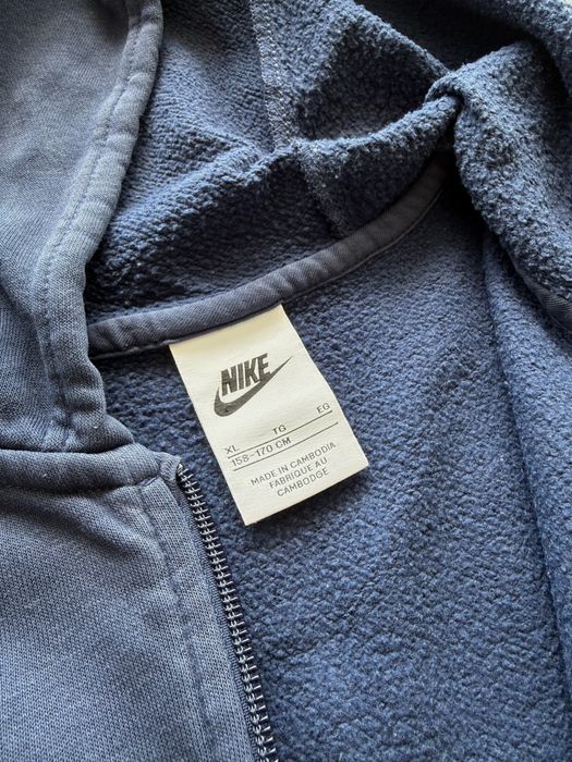 Nike sweetshirts