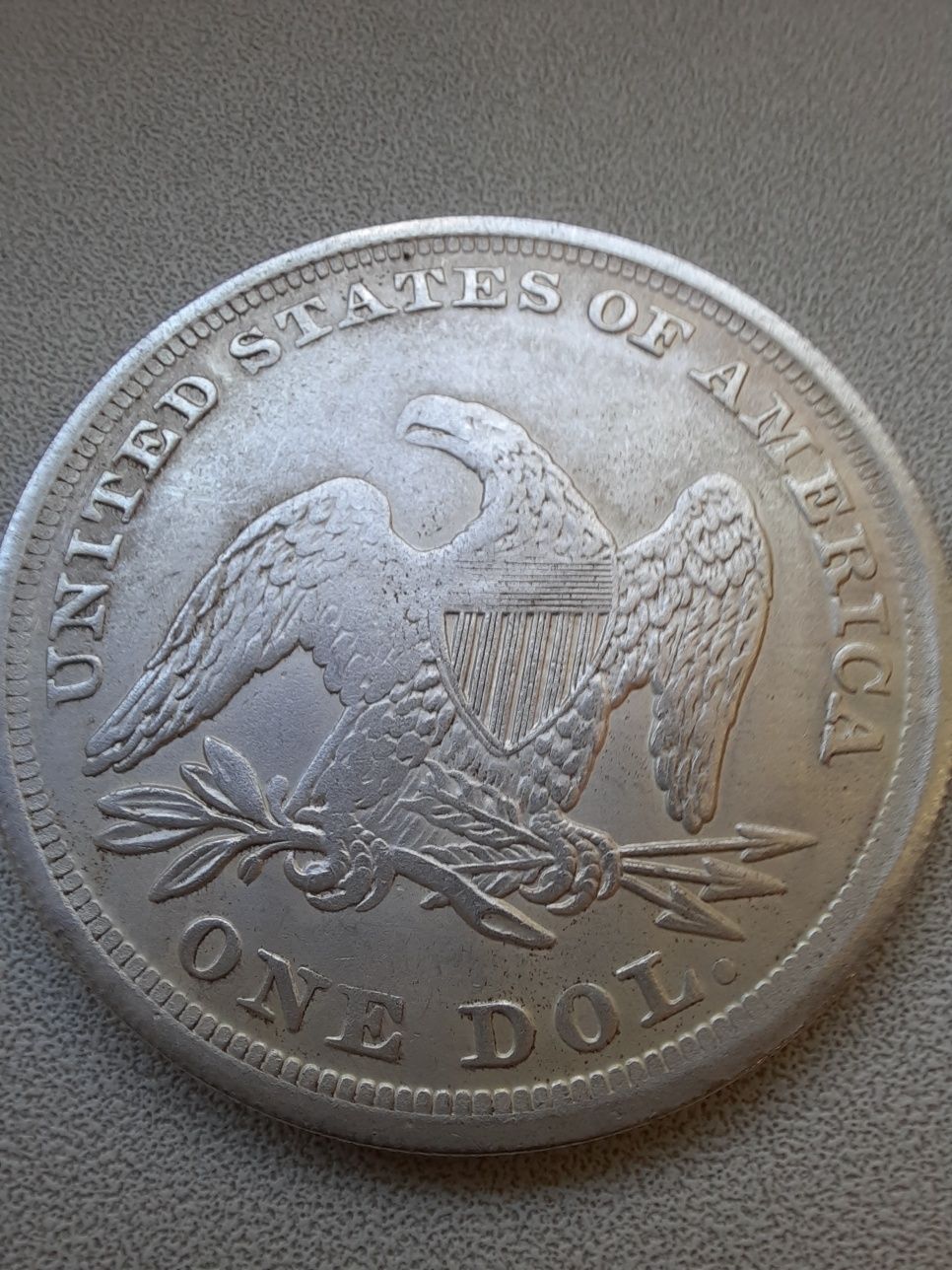 Американски сребърни долари (реплика)