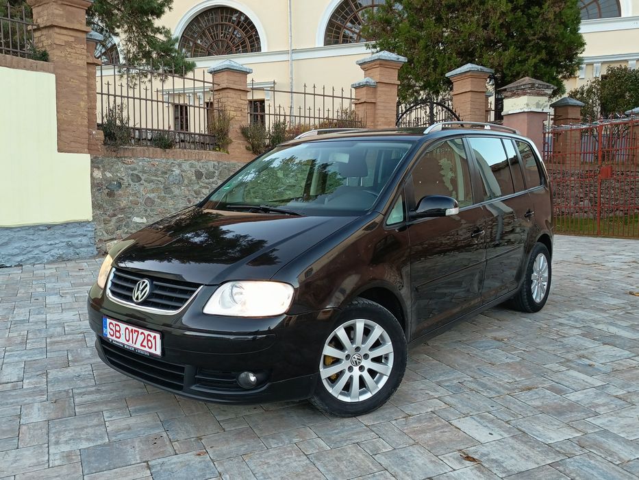 Volkswagen Touran 7 Locuri 2.0 Tdi 6 Trepte Adusa Recent Germania