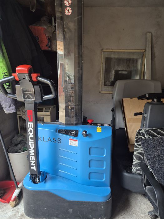 Se vand:presa peleti / transpalet electric