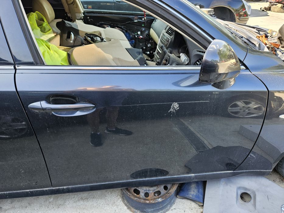 Usa Portiera Lexus IS220 Stanga Dreapta Fata Spate