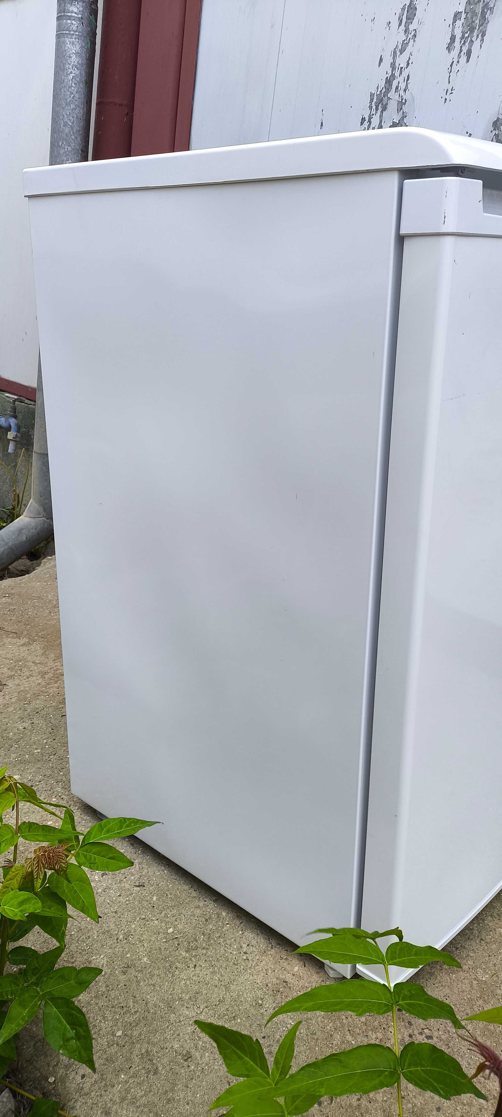 Beko nou 114 litri. 85 cm înălțime. Frigider + congelator