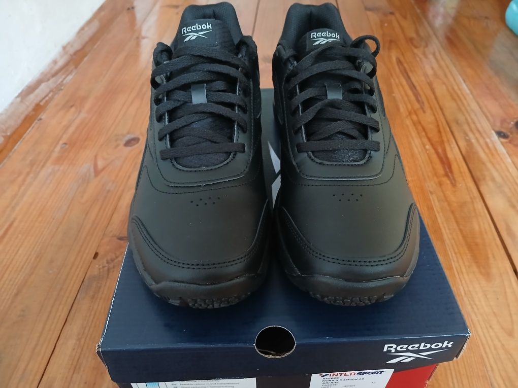 Мъжки Нови Маратонки Reebok/42 номер/