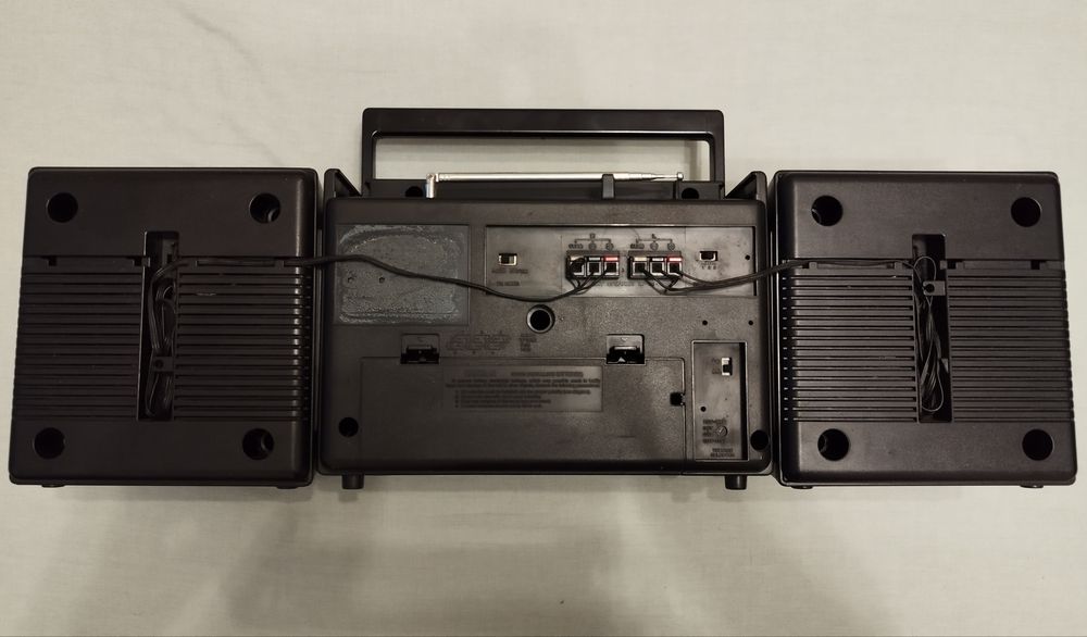 Радиокасетофон Санйо MW 242 K