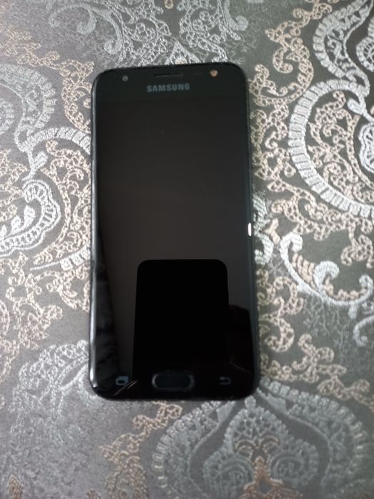 Продам самсунг J330