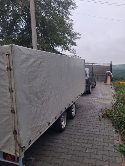 Vând remorca care se face si platforma