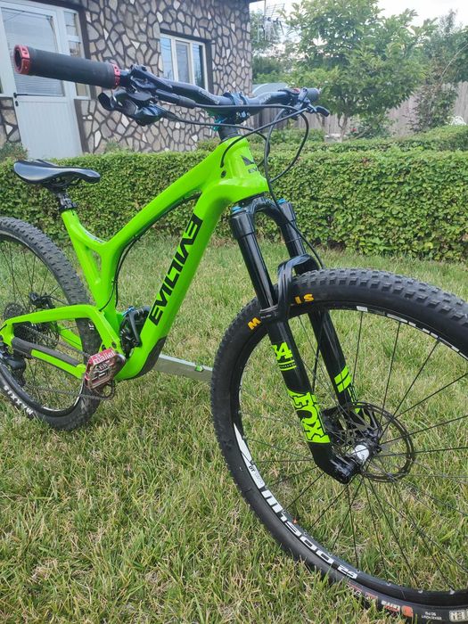 Bicicleta downcountry XC Evil following v1 (TrekSpecialized)