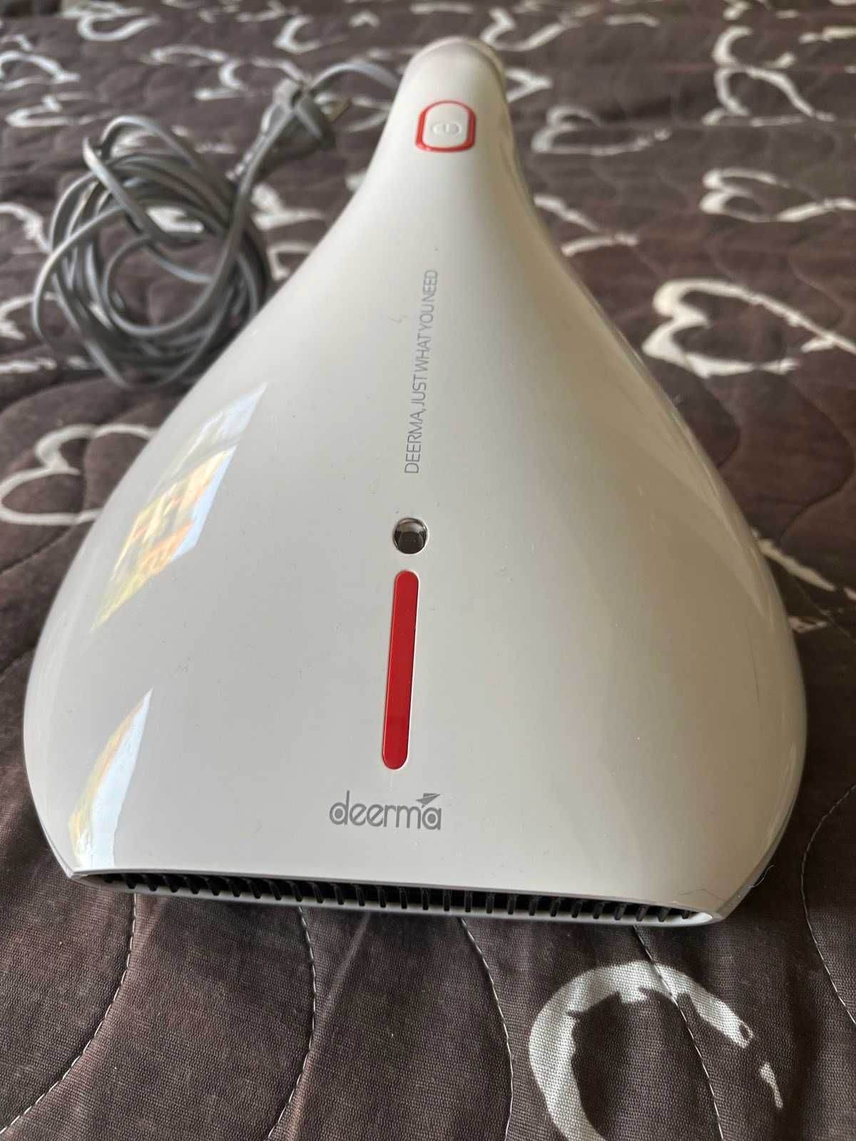 Ръчна прахосмукачка Deerma, CM800, 450W, Против акари, UV