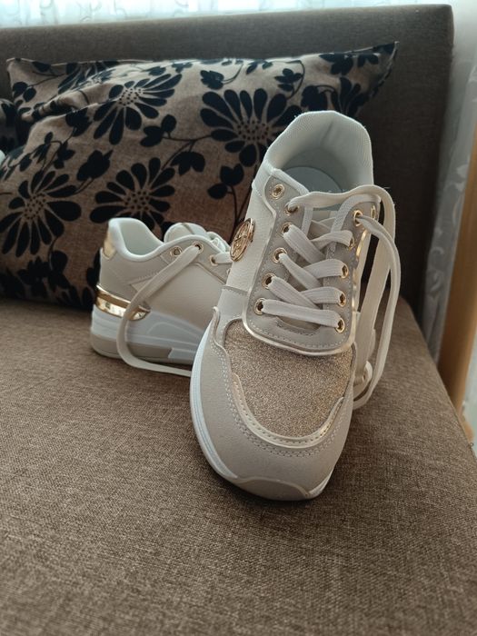 Дамски маратонки/обувки