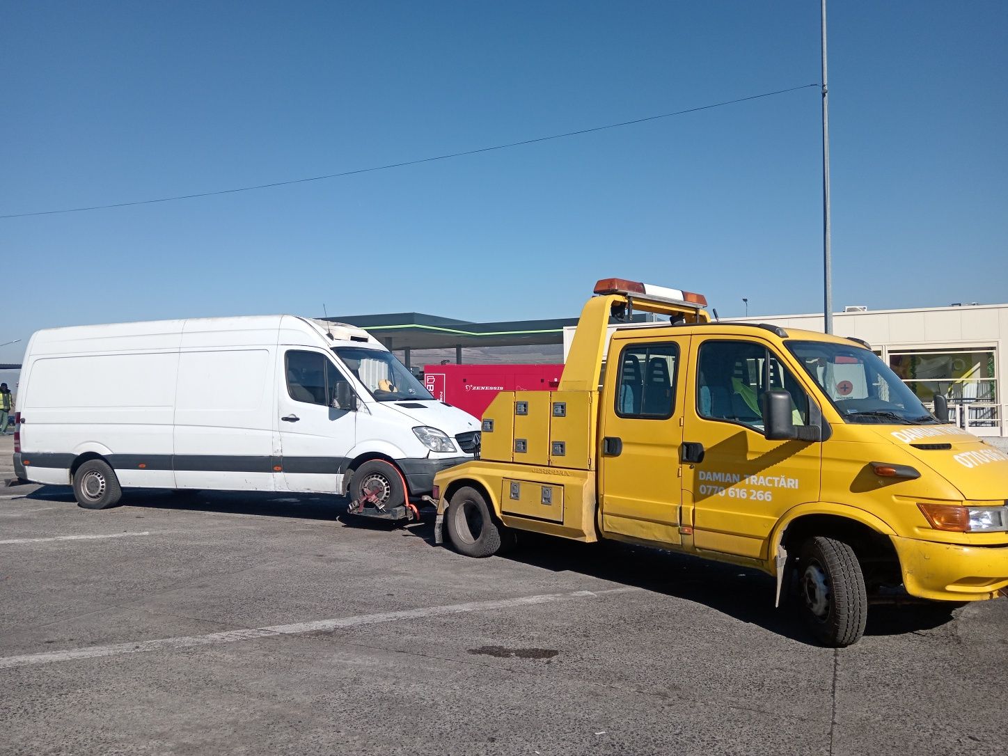 Damian tractari auto/platforma auto/service auto Sibiu NON-STOP