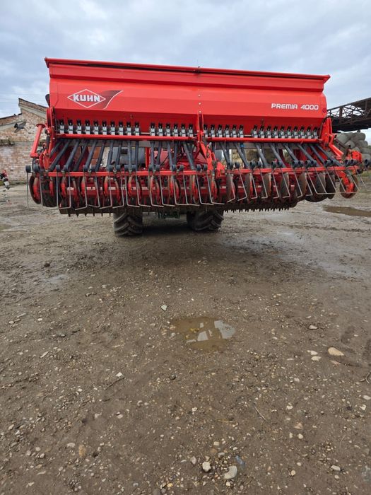 Ansamblu semanatoare Kuhn Premia 4m si grapa rotativa