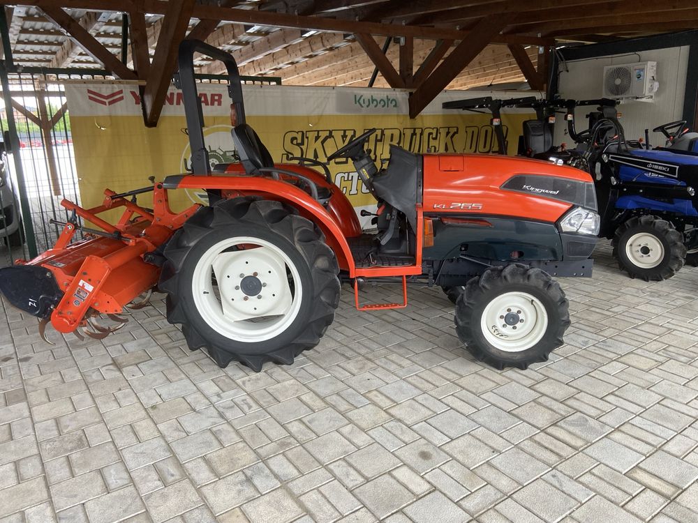 Tractor japonez Kubota KL265, model nou, 26cp + freza