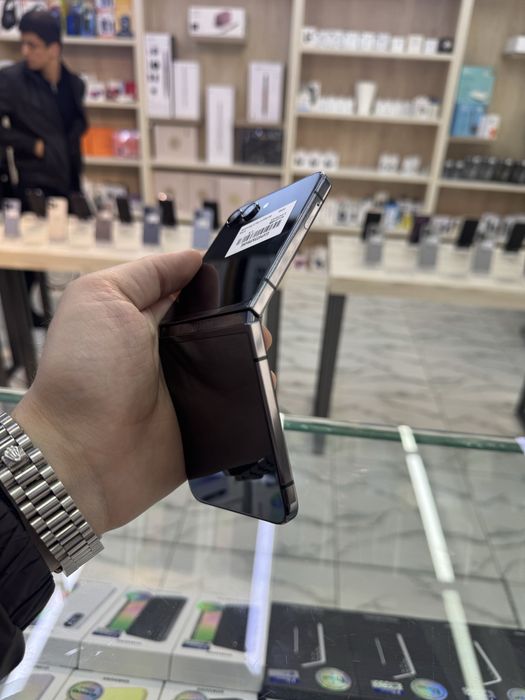 Samsung Z Flip 5  256 GB