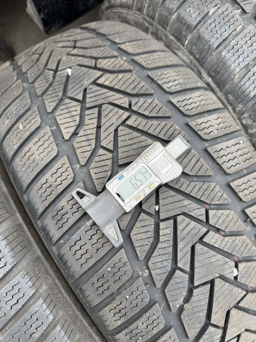 anvelope iarna Uniroyal WinterExpert 235/55r17 103V XL M&S