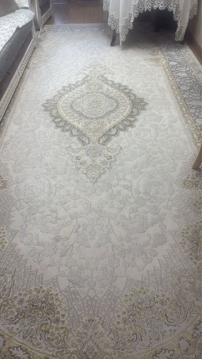 Продам иранский ковер 5х2,5