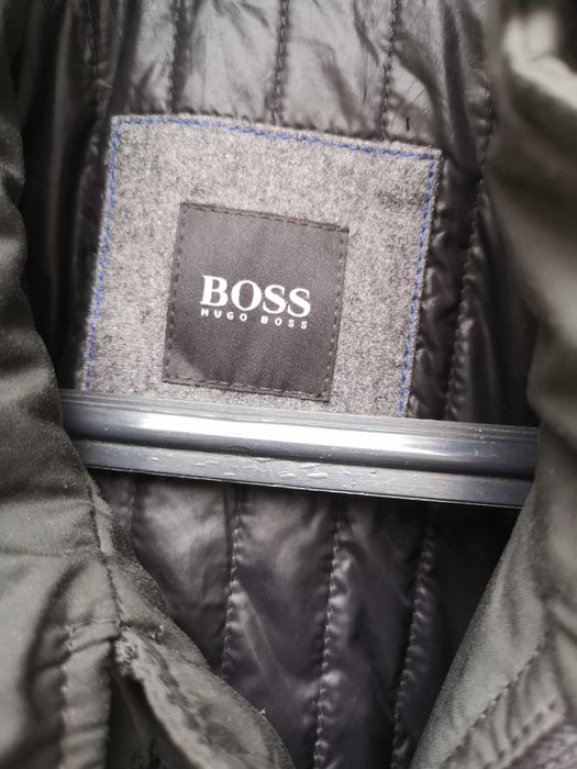 ''HUGO BOSS ''оригинално мъжко яке.шуба ХЛ размер
