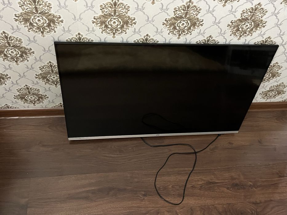 Продам телефизор artel UA43H330