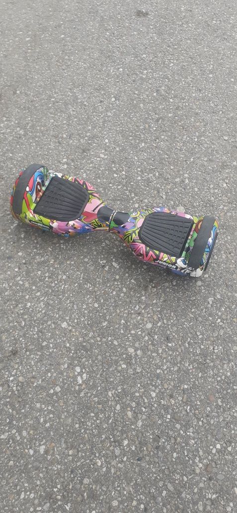 Vînd Hoverboard foarte bun