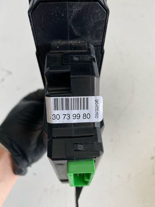 Buton comanda geamuri Volvo S60 S80 V70 XC70 XC90 30739980 31334466 31334464