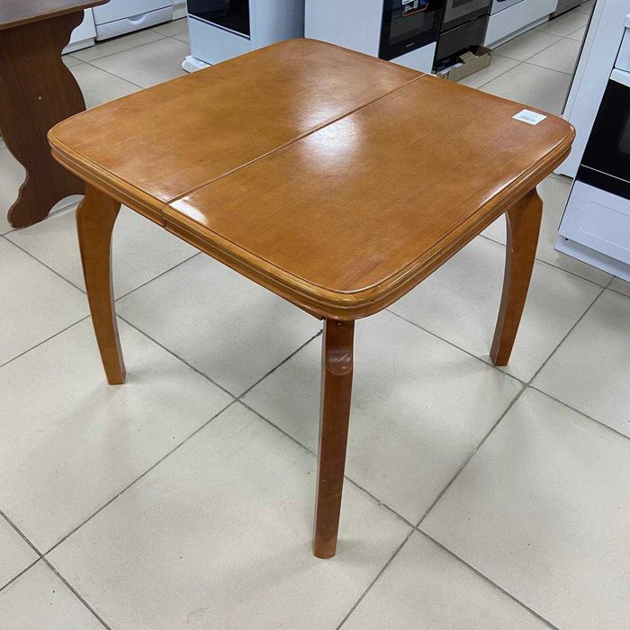 БУ обеденный стол раскладной. В хорошем состоянии.