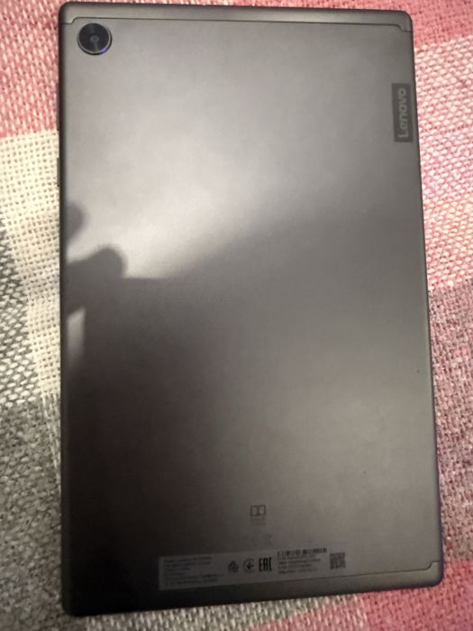 Таблет Lenovo TB-X606X