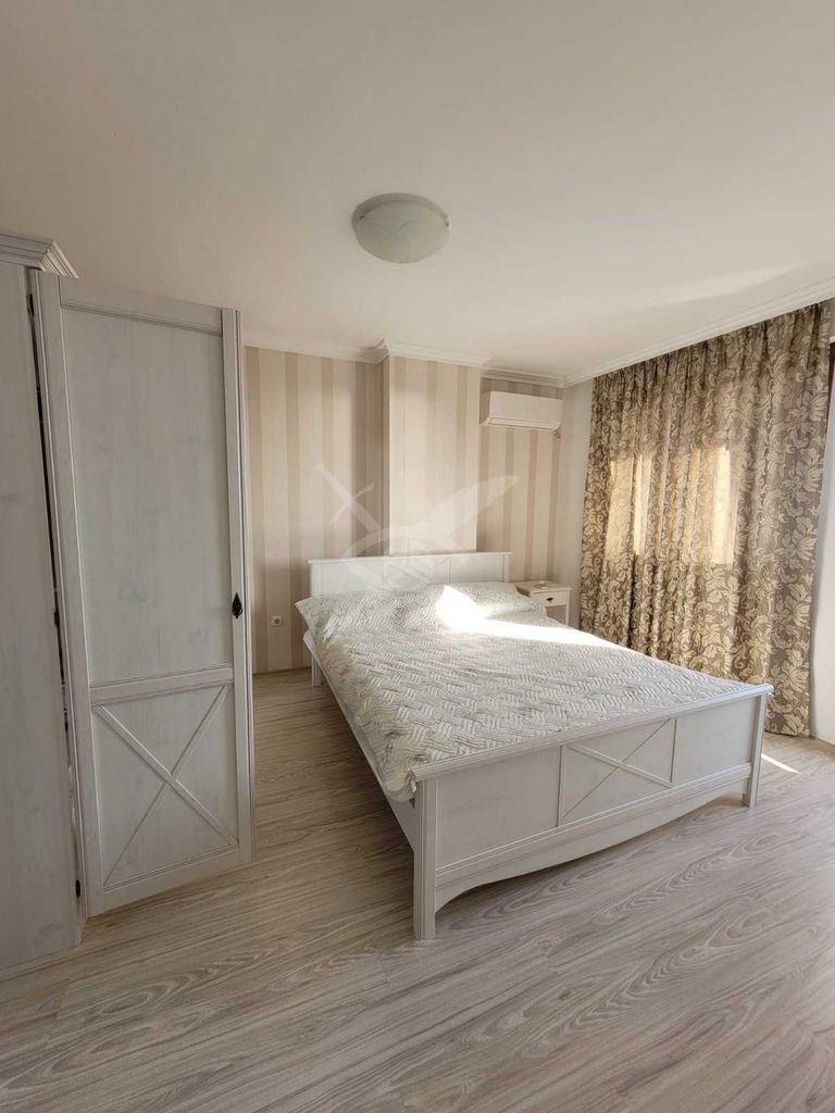 Продава се Тристаен апартамент в Свети Влас - 112 кв.м за 1965 €/кв.м - Снимка #6