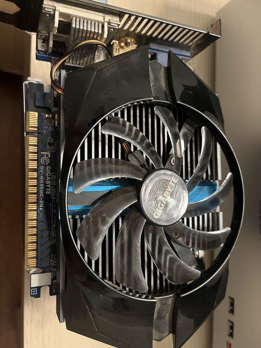 Placa video Geforce gtx 650 ventilator defect
