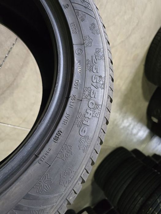 255/50/19 DUNLOP 4бр