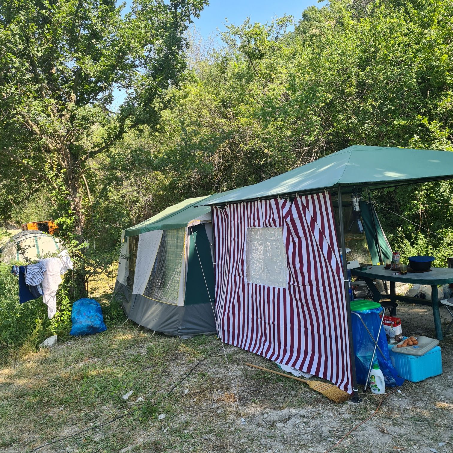 Vand rulota cort camping 6 persoane