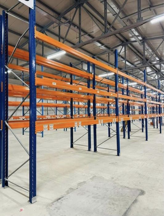 Rafturi metalice pentru depozitare