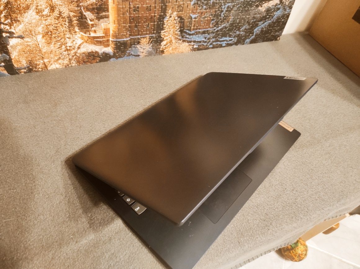 Лаптоп Lonovo ideaPad 1 15AMN7