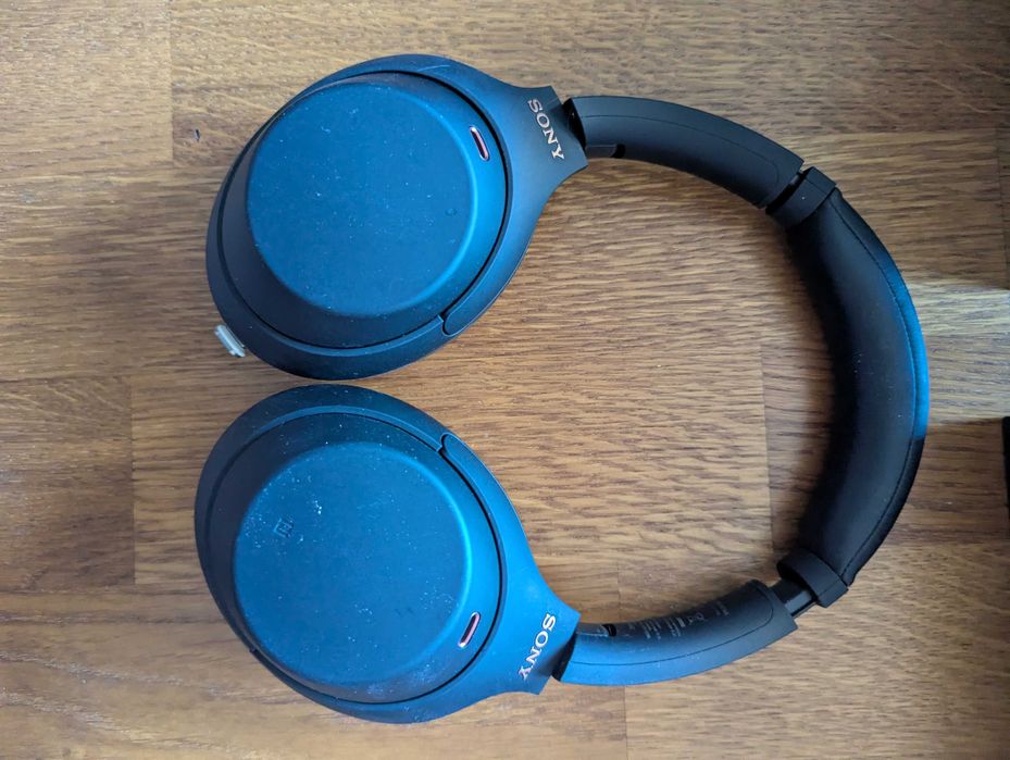 Безжични слушалки Sony XM4