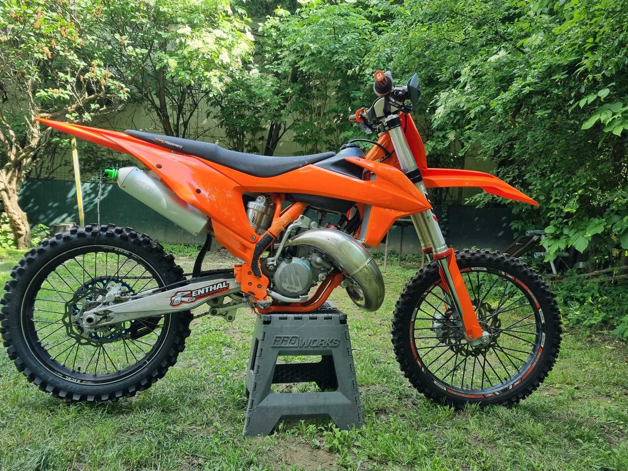 KTM 125SX - motocicleta pentru cei plini de adrenalina -TUNING- !!!