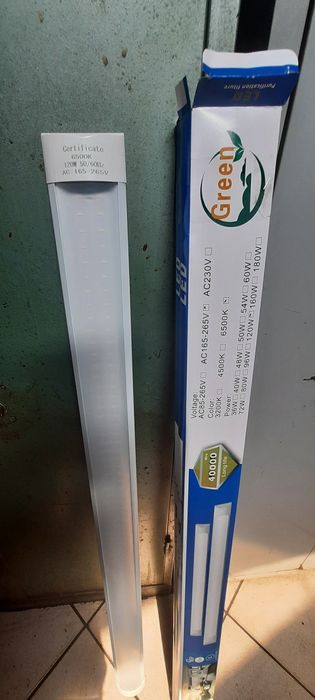 Vând Corp neon led
