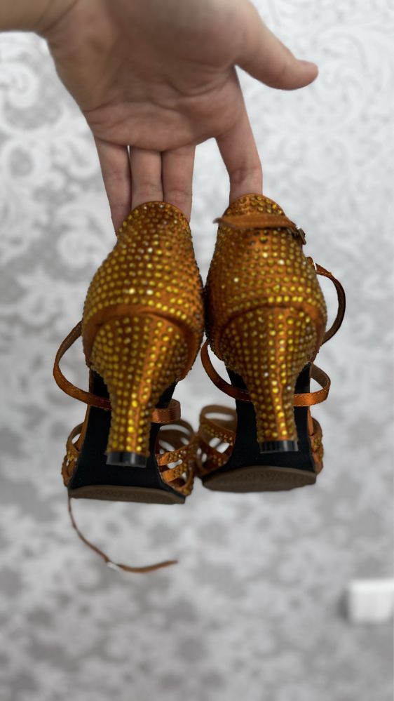 Туфли для латиноамериканских танцев