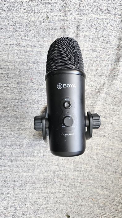 Microfon streaming Boya PM700