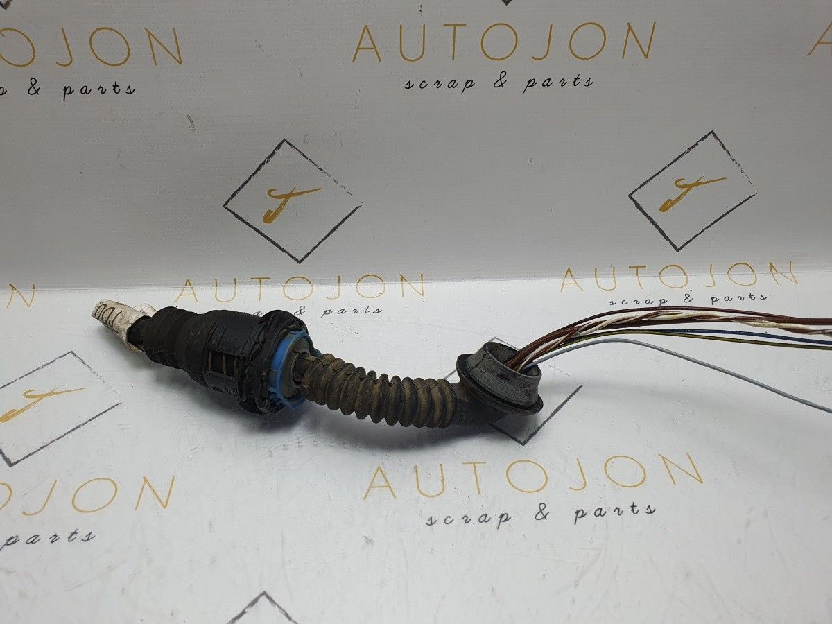 Conectori mufa electrica usa OPEL VECTRA C (Z02) [ 2002 - 2009 ] CDTI (Z 19 DT) 88KW|120HP OEM 13139951