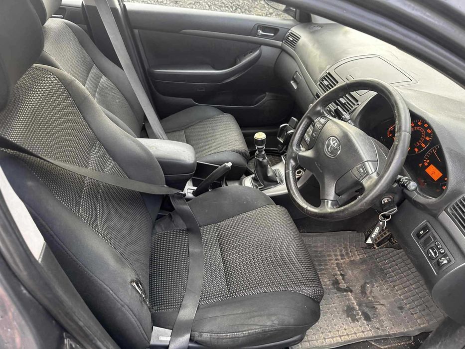 На Части Тойота Авенсис Facelift 2.0 d-4d 126коня 2008г