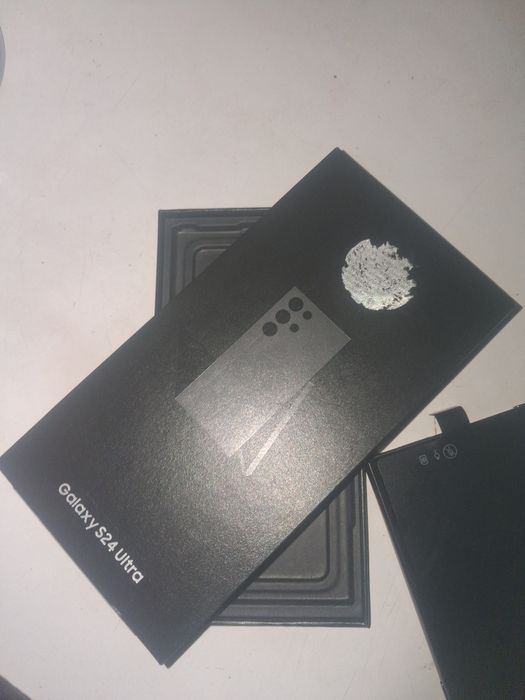 Samsung s24 Ultra 12/256gb