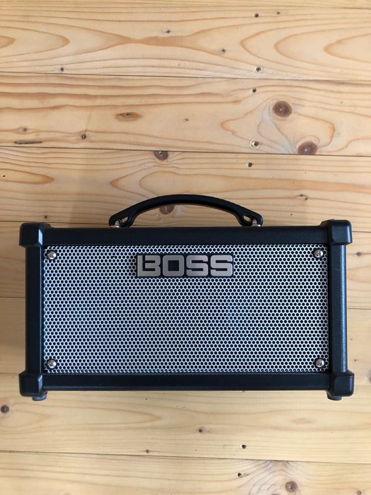 Amplificator BOSS Dual Cube LX