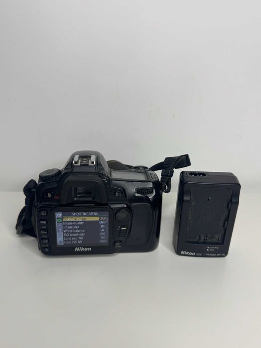 Продавам Nikon D80 - Тяло