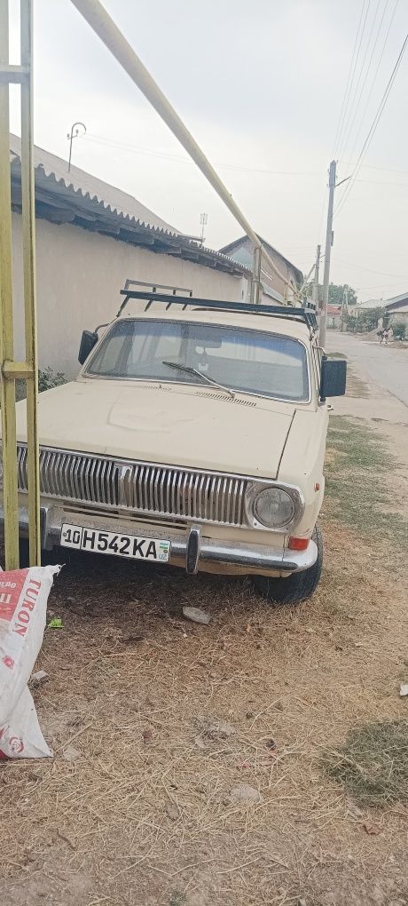 Volga furgon 2402