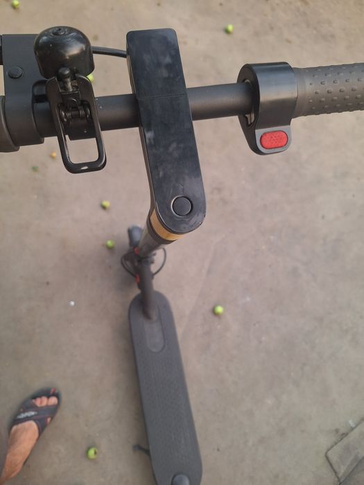 Vând trotinetă xiaomi pro2