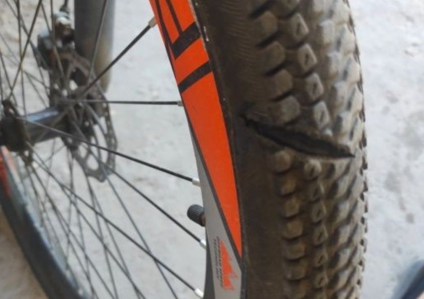 Velosiped sotiladi