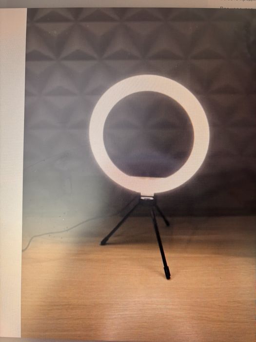 Кольцевая LED лампа
