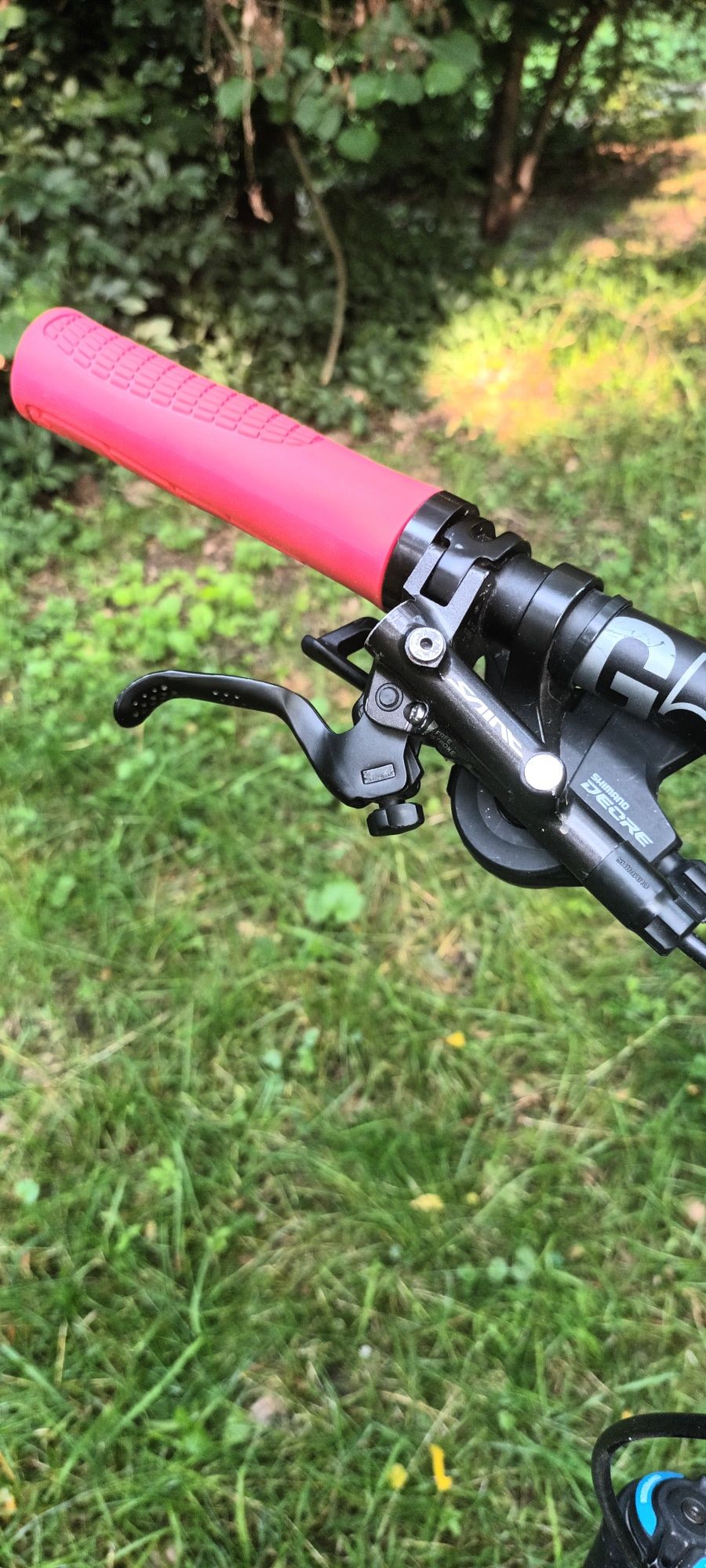 Se vinde bicicleta full suspension Bergamont costum