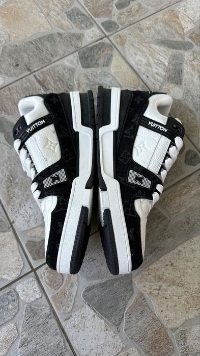 Adidasi Louis Vuitton Trainer Negru Alb Noi