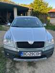 Vând skoda octavia scout